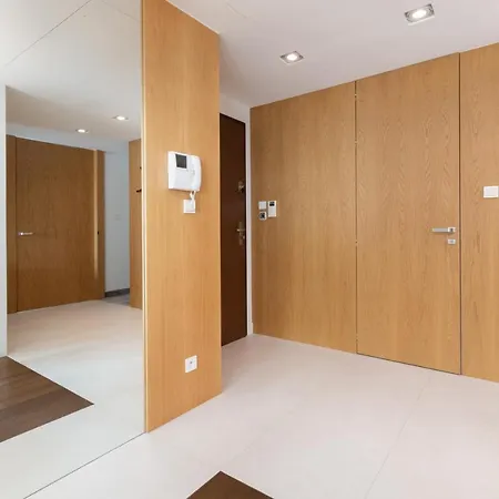 Sea Towers 15th Floor With Sea View By Renters Prestige Апартаменты *