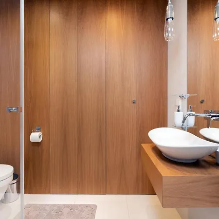 公寓 Sea Towers 15th Floor With Sea View By Renters Prestige