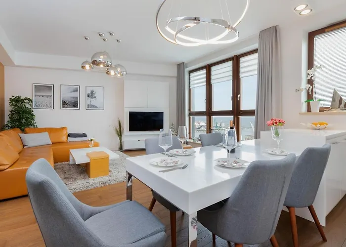 Sea Towers 15th Floor With Sea View By Renters Prestige Apartamento Gdynia